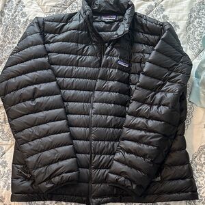 Patagonia Black Puffer Jacket - Lightweight Insulated Coat